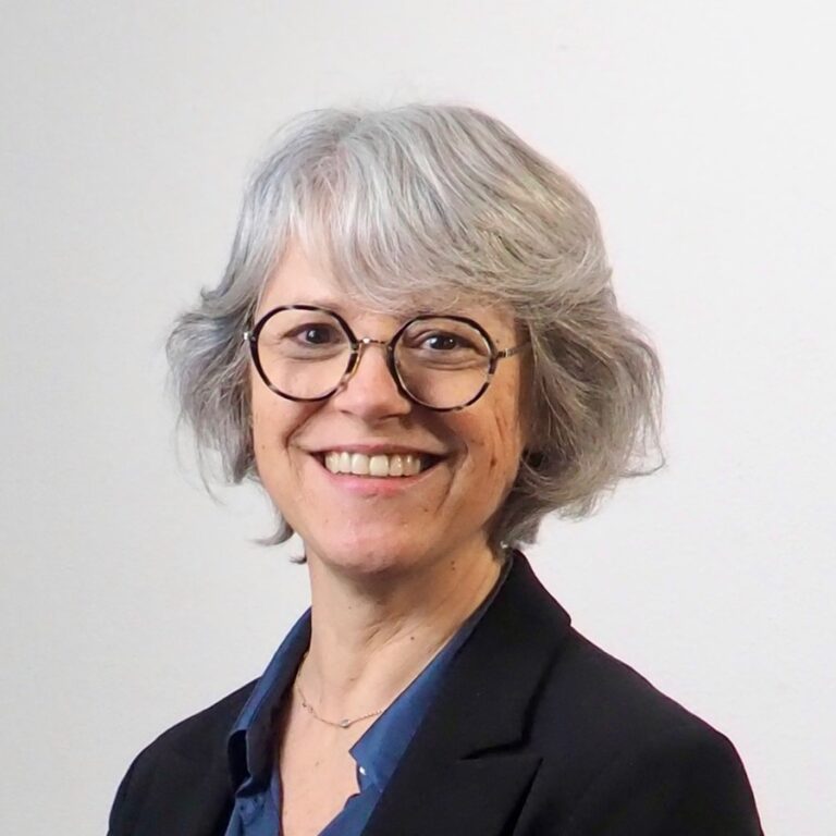 Portrait de Laurence Fieshi-Mege, conseiller municipal de Jugon-les-Lacs